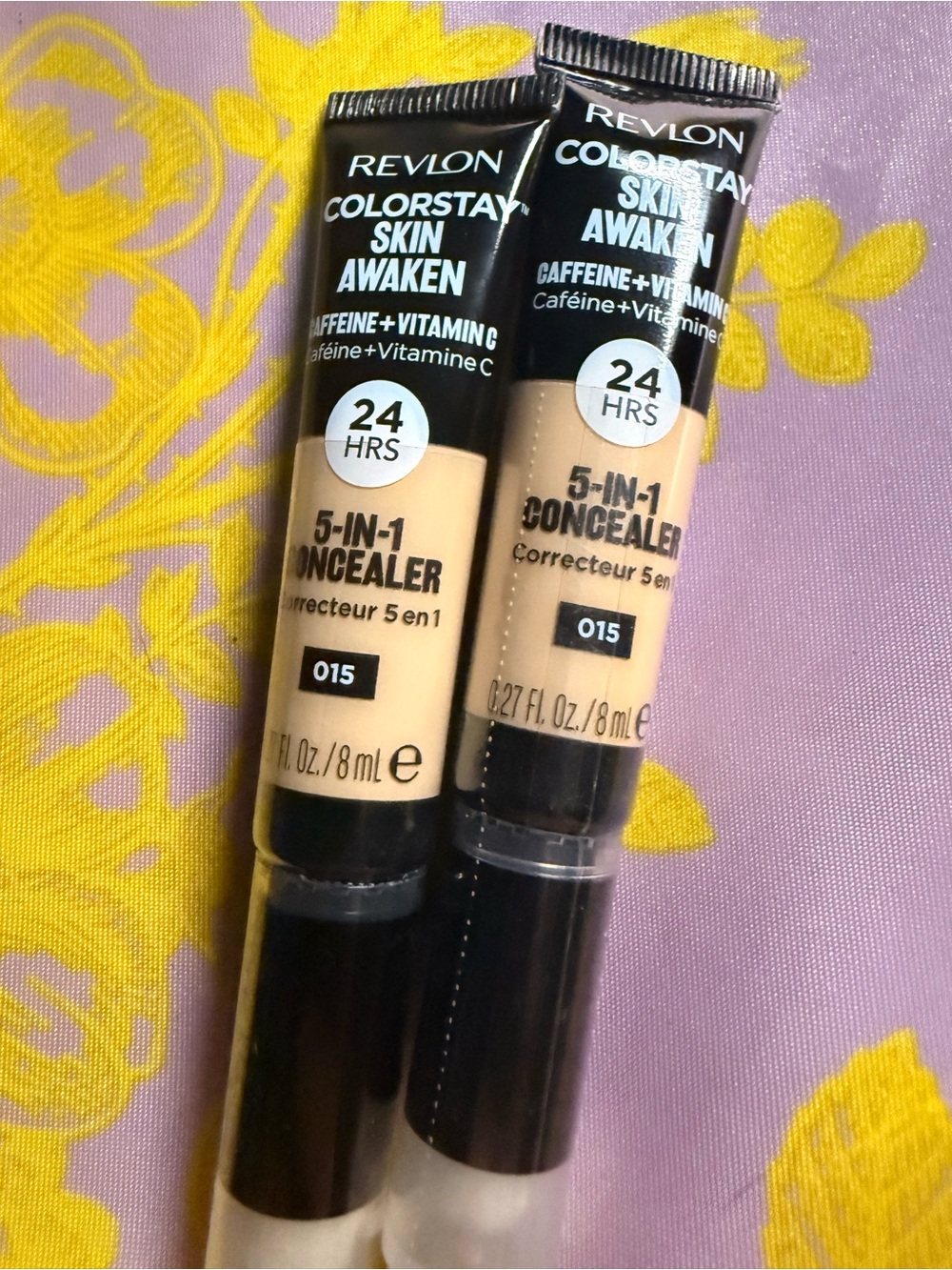2x Revlon ColorStay Skin Awaken 5-in-1 Concealer - 015 Light/Medium Beige